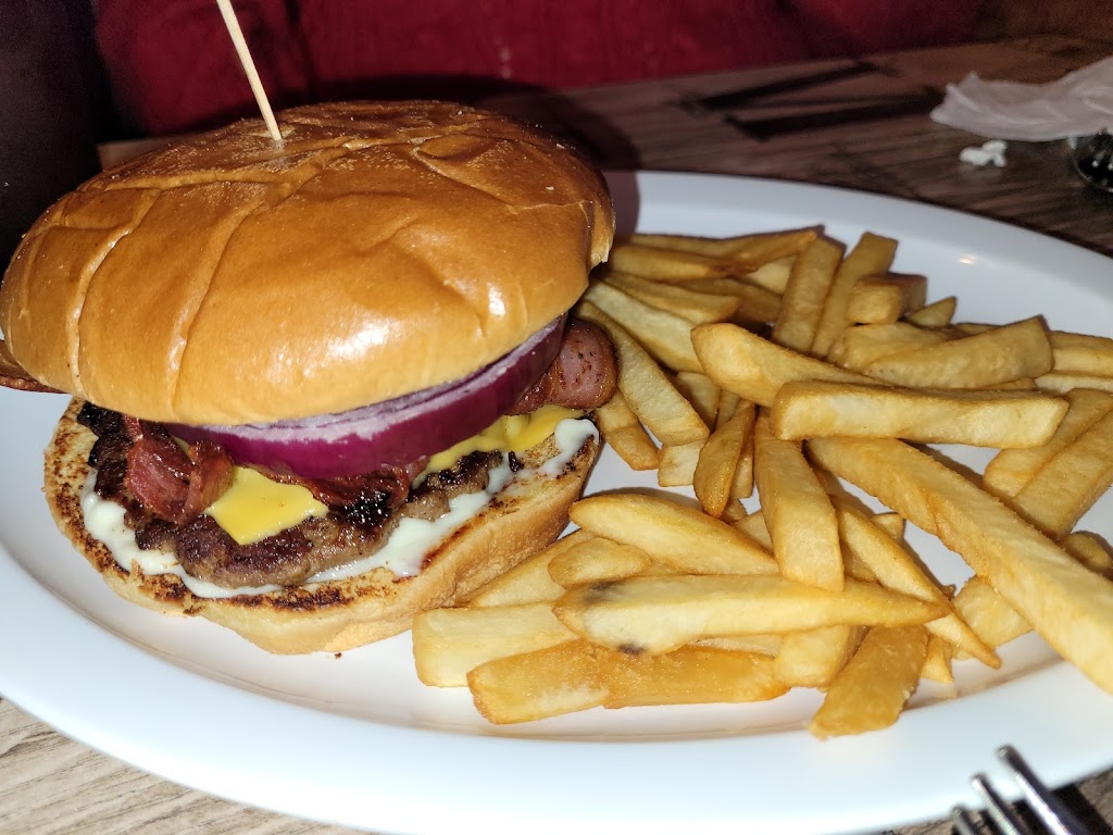 Tapias Red Cabin | restaurant | 31956 Hilltop Blvd, Running Springs, CA 92382, USA | 9099390959 OR +1 909-939-0959