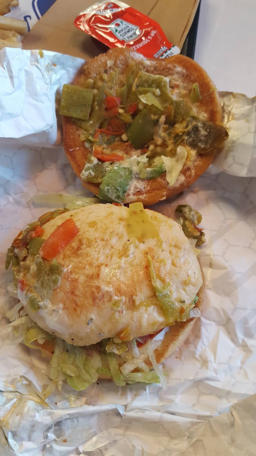 Blakes Lotaburger | restaurant | 2810 E Speedway Blvd, Tucson, AZ 85716, USA | 5203253626 OR +1 520-325-3626