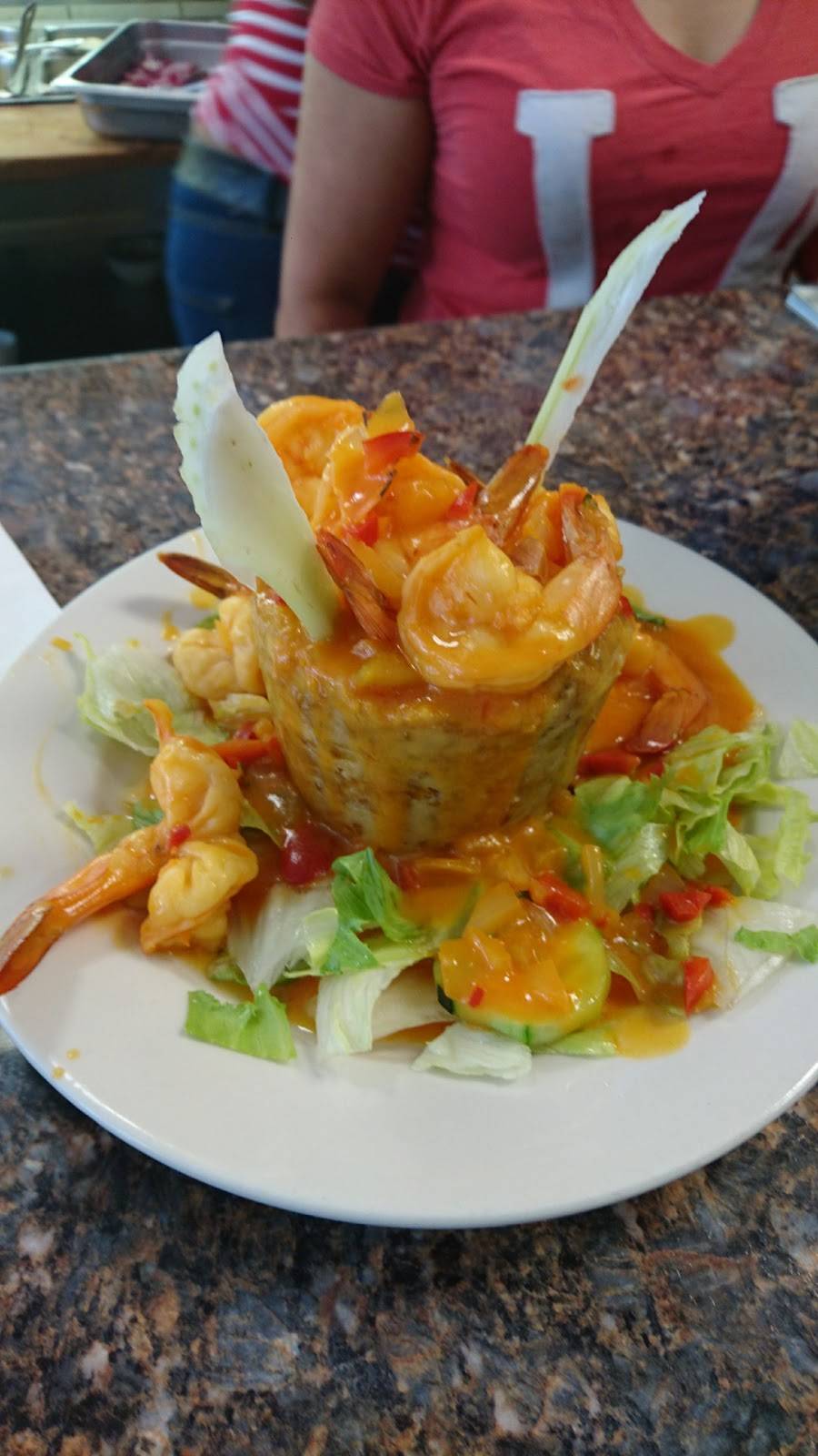 Rosely Restaurant | restaurant | 944 E Main St, Bridgeport, CT 06608, USA | 2032964792 OR +1 203-296-4792