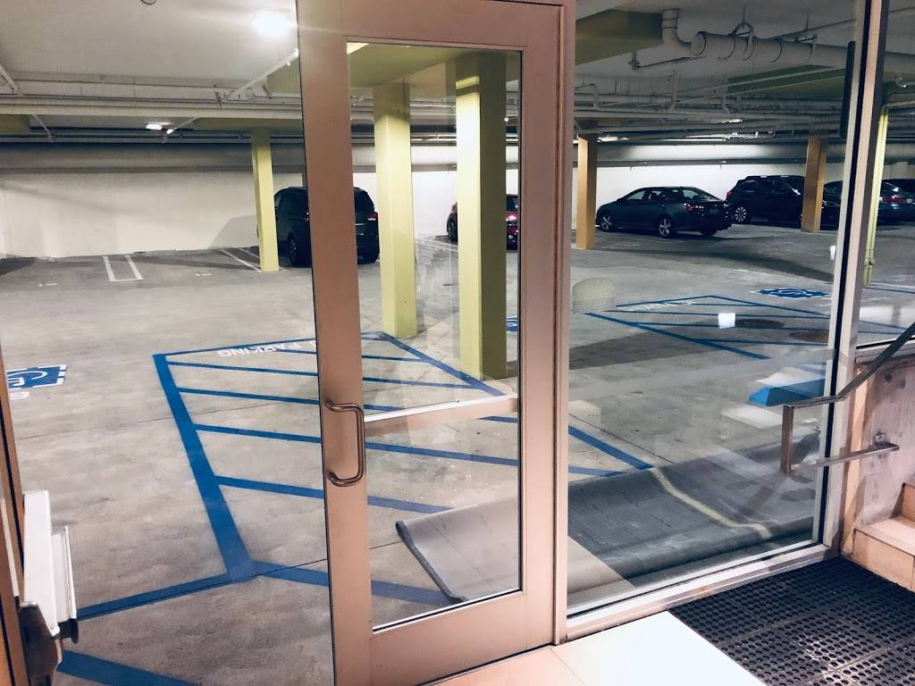 The Barrel Room Carmel Valley | restaurant | 5500 Carmel Mountain Rd, San Diego, CA 92130, USA | 8582610720 OR +1 858-261-0720