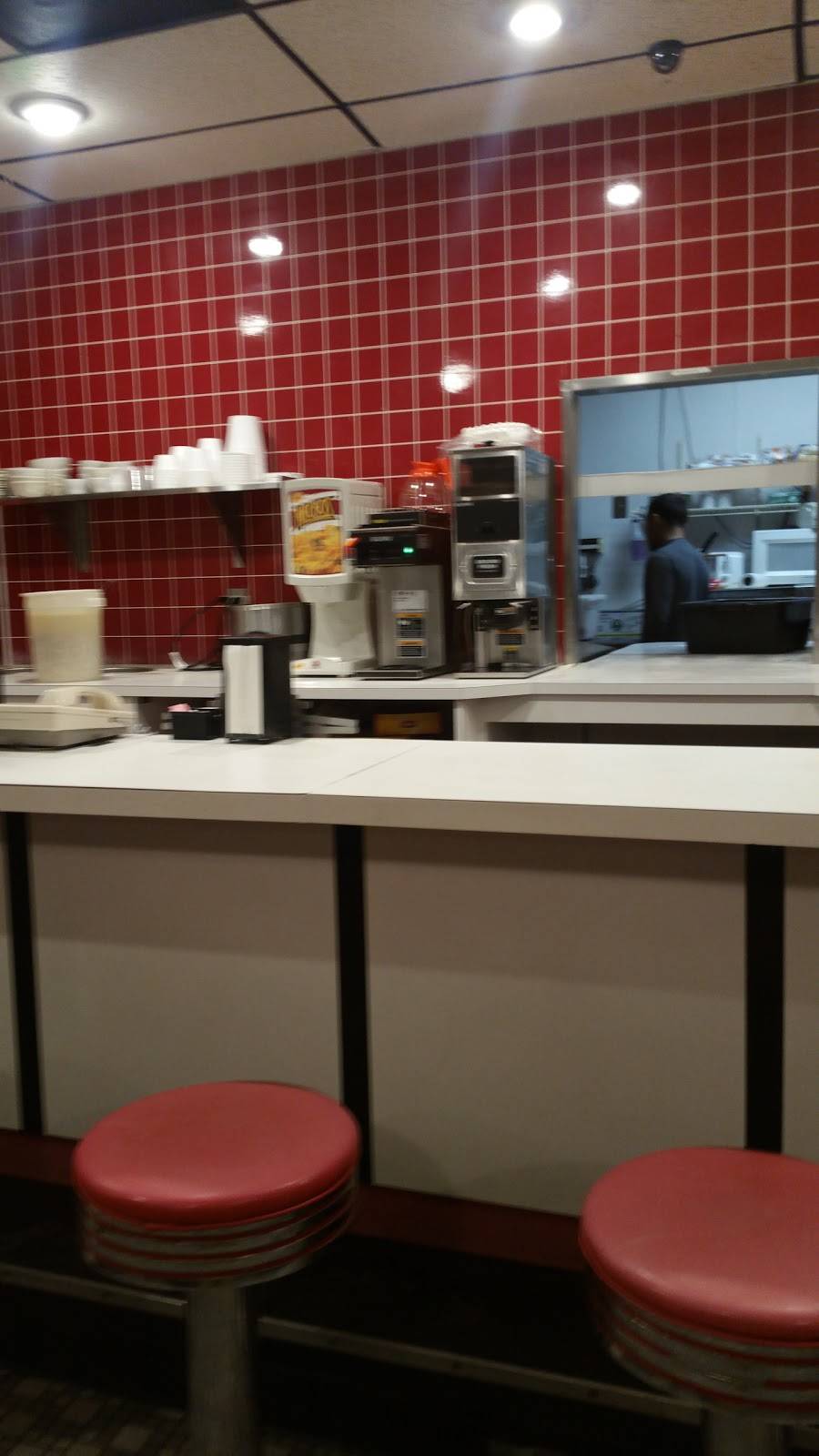 Schoops Hamburgers | restaurant | 1449 Indianapolis Blvd, Whiting, IN 46394, USA | 2196597030 OR +1 219-659-7030