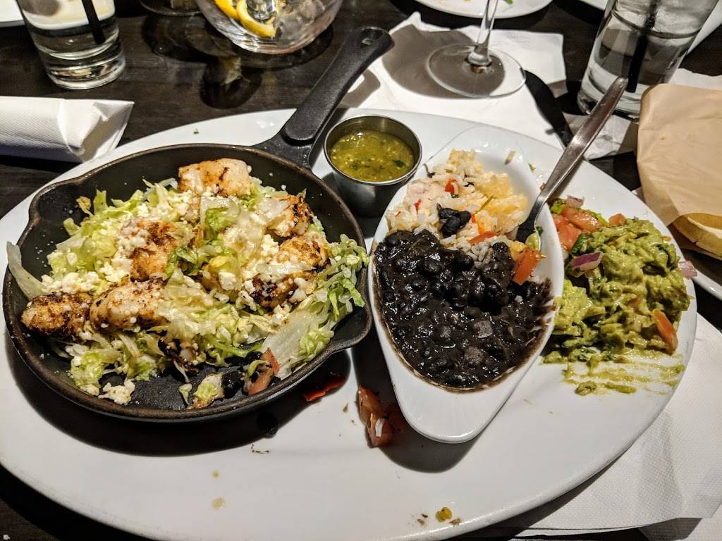 Bar Louie | night club | 103 Chesterfield Valley Dr, Chesterfield, MO 63005, USA | 6367360600 OR +1 636-736-0600