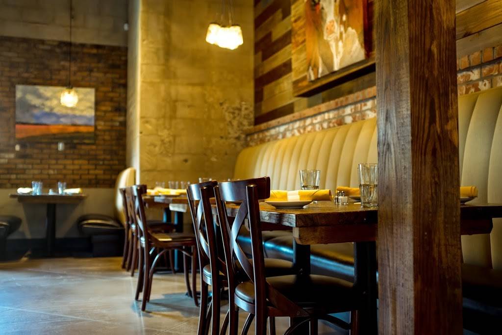 Social Southern Table & Bar | restaurant | 3901 Johnston St, Lafayette, LA 70503, USA | 3374563274 OR +1 337-456-3274