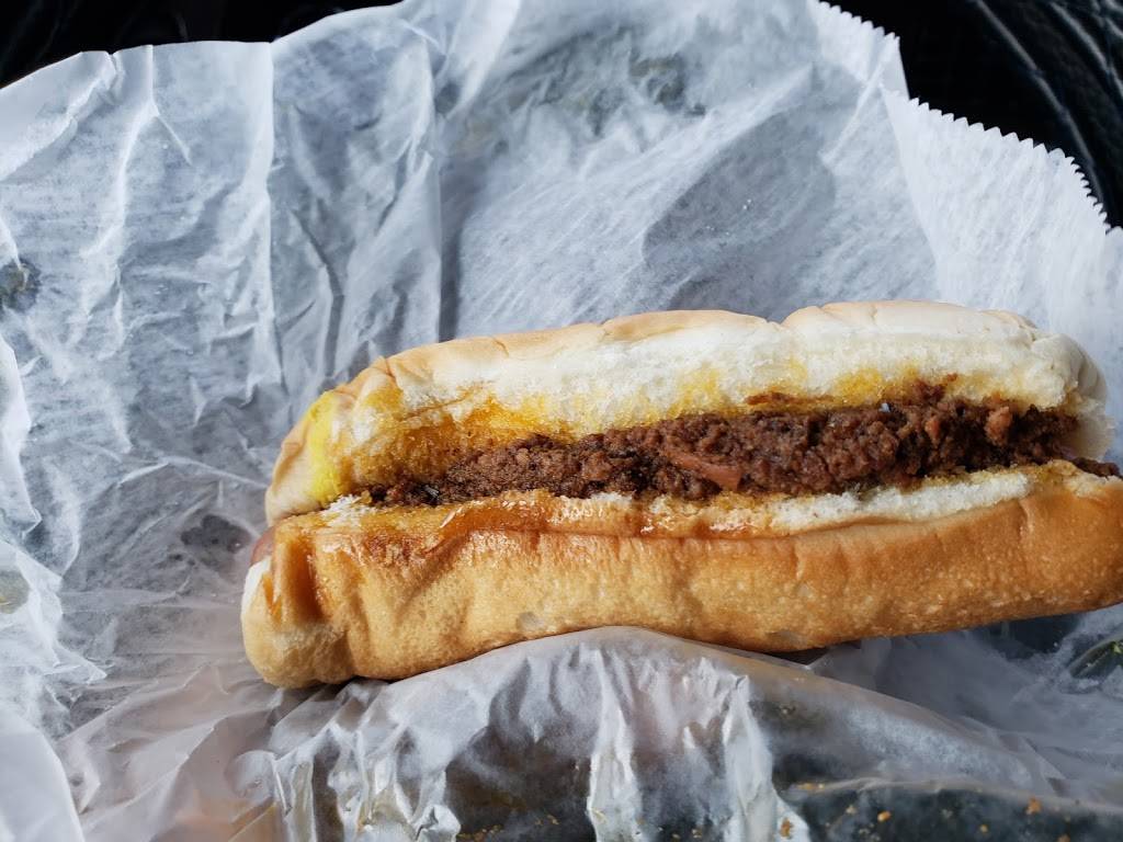 Jays Famous Hot Dogs | restaurant | 11748 Market St, North Lima, OH 44452, USA | 3305499145 OR +1 330-549-9145