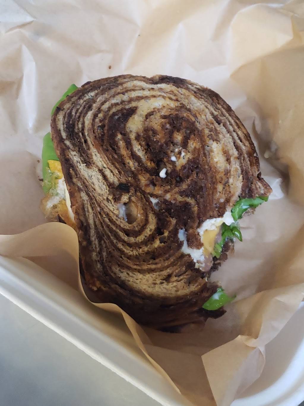 Mahis | restaurant | 615 Atlantic Ave, Virginia Beach, VA 23451, USA | 7574378030 OR +1 757-437-8030