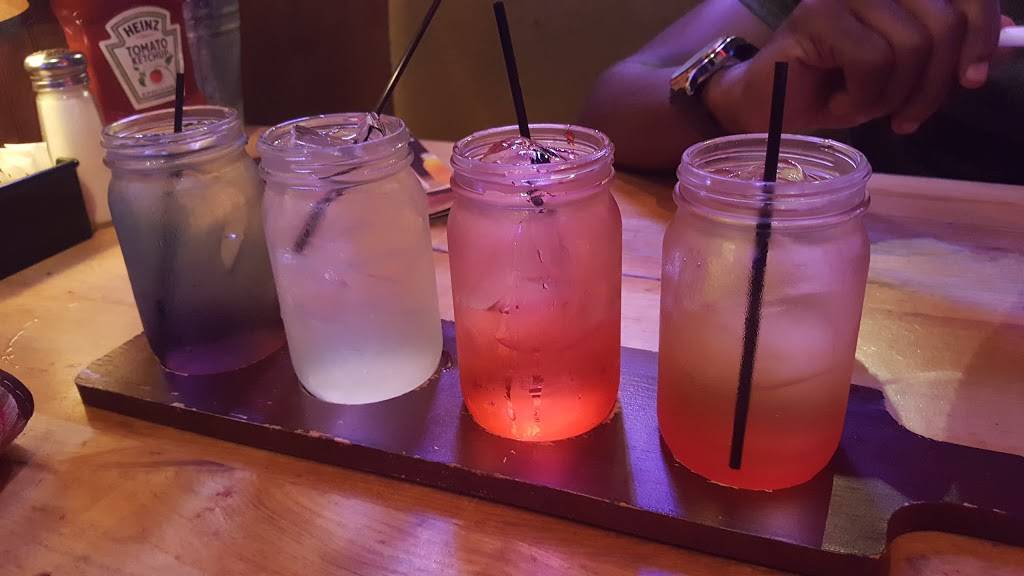 Logans Roadhouse | restaurant | 15189 Crossroads Pkwy, Gulfport, MS 39503, USA | 2285391135 OR +1 228-539-1135