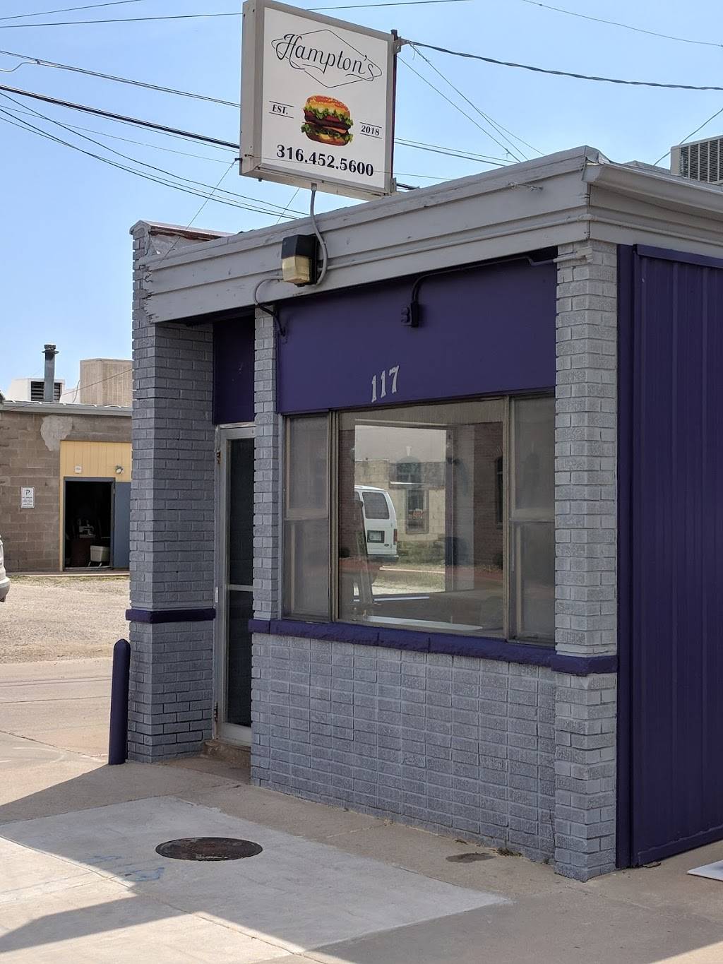 HAMPTONS | restaurant | 117 W 2nd Ave, El Dorado, KS 67042, USA | 3164525600 OR +1 316-452-5600