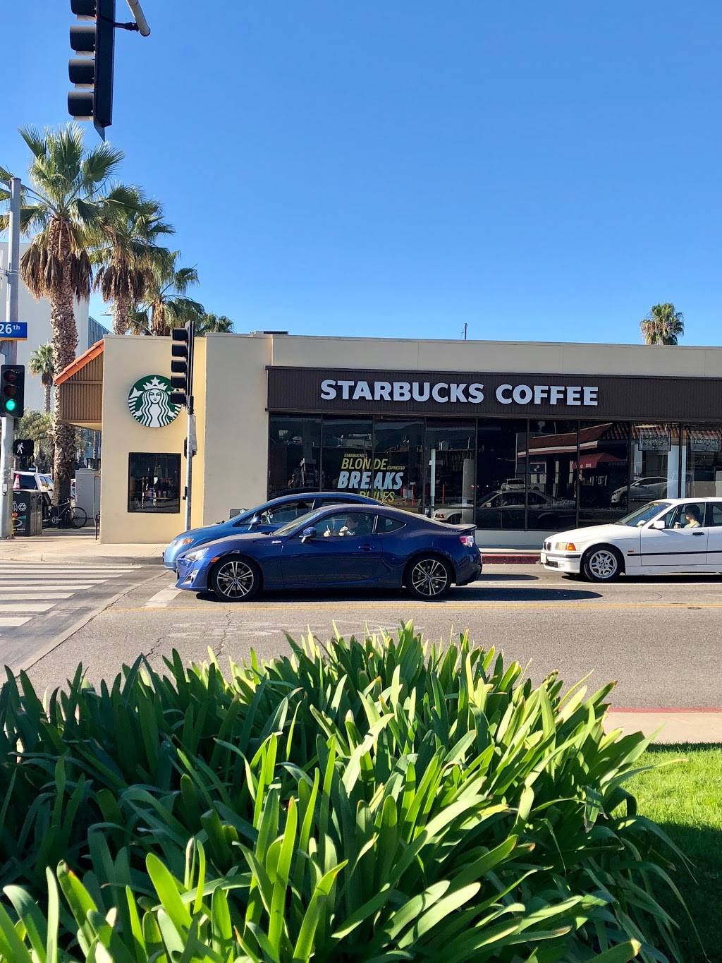 Starbucks | cafe | 2525 Wilshire Blvd, Santa Monica, CA 90403, USA | 3102640669 OR +1 310-264-0669