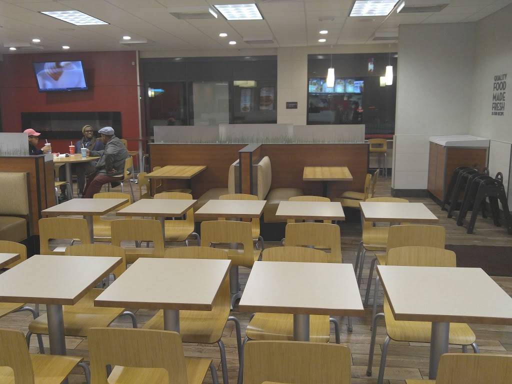 Wendys | restaurant | 3193 Manchester Rd, Akron, OH 44319, USA | 3306459660 OR +1 330-645-9660