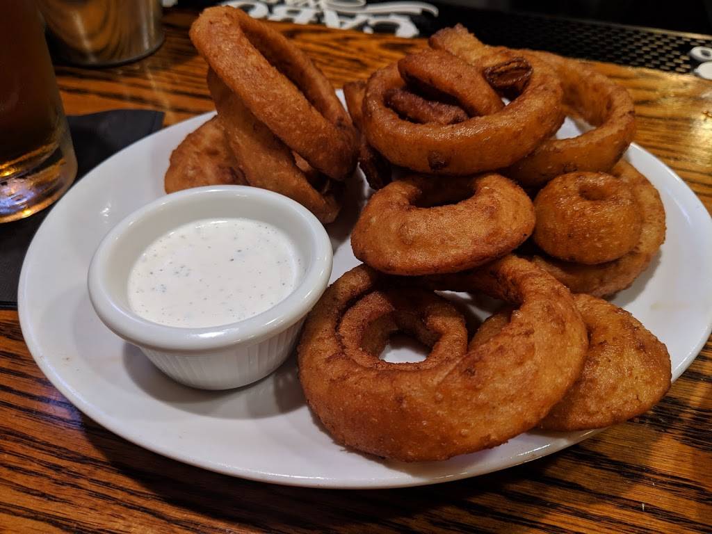 The Burger Saloon | restaurant | 601 Main St, Woodland, CA 95695, USA | 5306682747 OR +1 530-668-2747