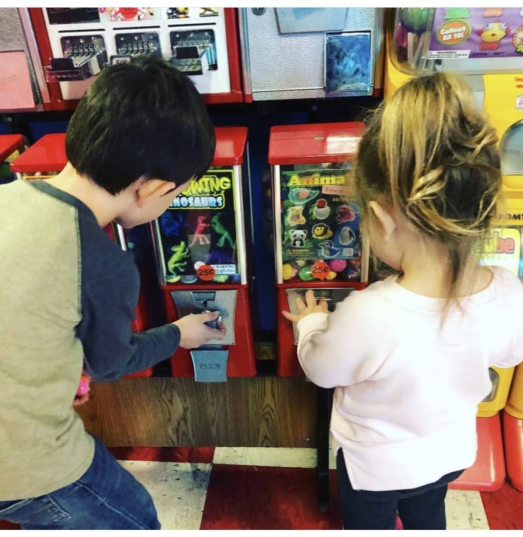 Pikey’s Pizza Co. | restaurant | 11343 La Mirada Blvd, Whittier, CA 90604, USA | 5623258257 OR +1 562-325-8257