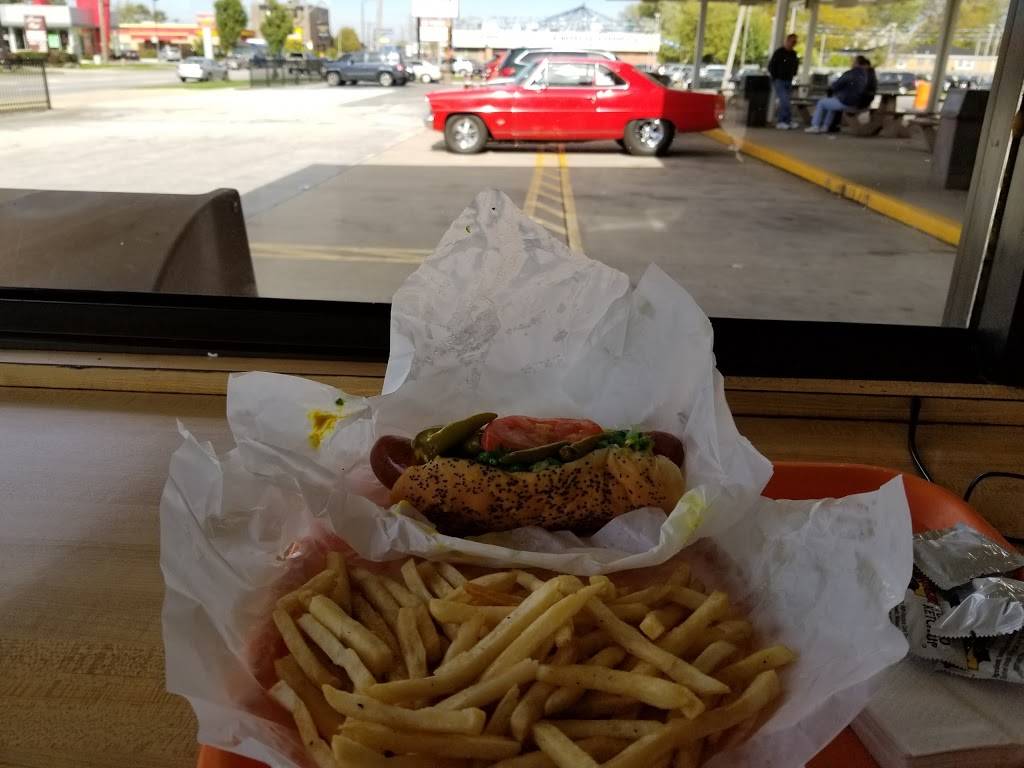 Dukes Drive-In | restaurant | 8115 S Harlem Ave, Bridgeview, IL 60455, USA | 7085990576 OR +1 708-599-0576