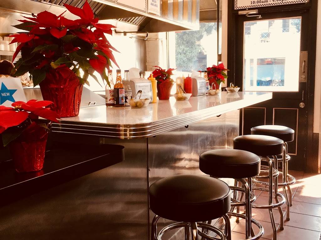 Nortons Deli | restaurant | 18 W Figueroa St, Santa Barbara, CA 93101, USA | 8059653210 OR +1 805-965-3210