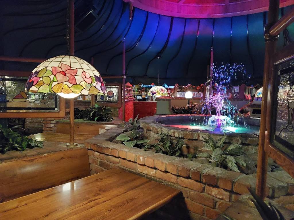 Mamas Famous Pizza & Heroes | restaurant | 4500 E Speedway Blvd, Tucson, AZ 85712, USA | 5203198856 OR +1 520-319-8856