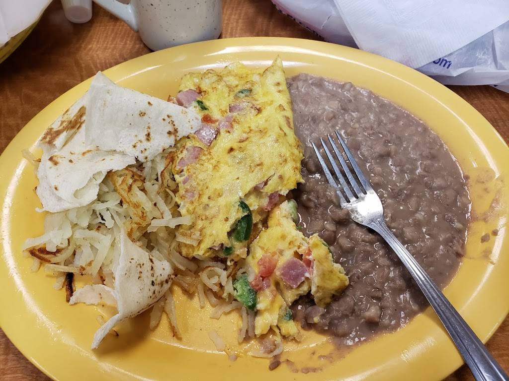 La Malinche | restaurant | 5901 Brook Hollow Dr, El Paso, TX 79925, USA | 9157727057 OR +1 915-772-7057