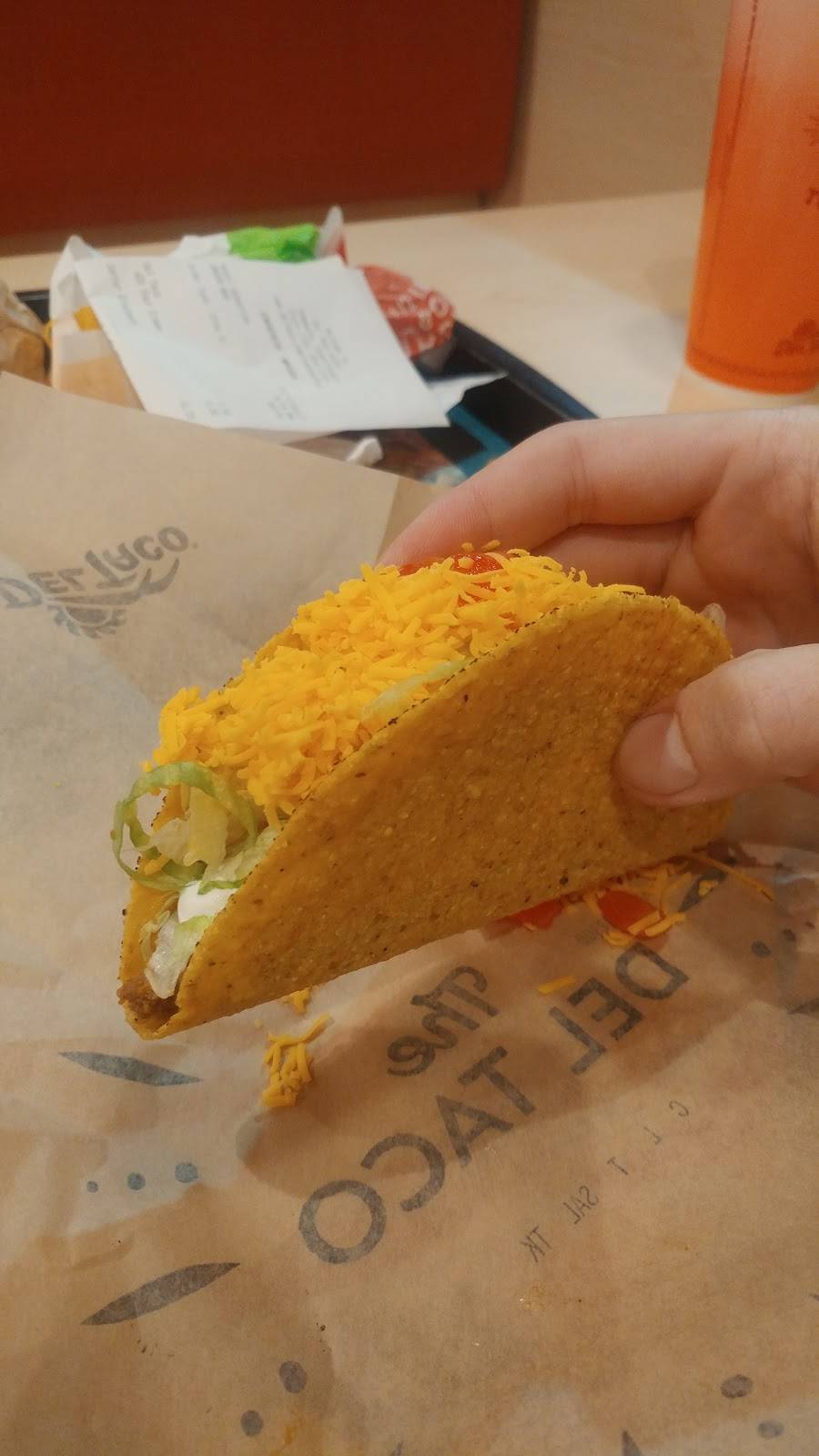 Del Taco | restaurant | 10485 Spencer St, Henderson, NV 89052, USA | 7025641115 OR +1 702-564-1115