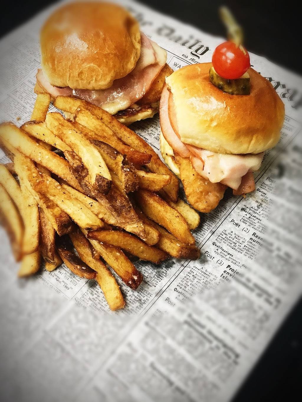 Tavern at Green Haven | restaurant | 2800 Greenhaven Rd, Anoka, MN 55303, USA | 7635762964 OR +1 763-576-2964