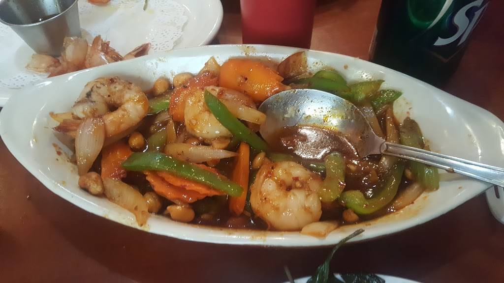 Garden Thai Restaurant | restaurant | 1764 E Lugonia Ave #104, Redlands, CA 92374, USA | 9093899890 OR +1 909-389-9890