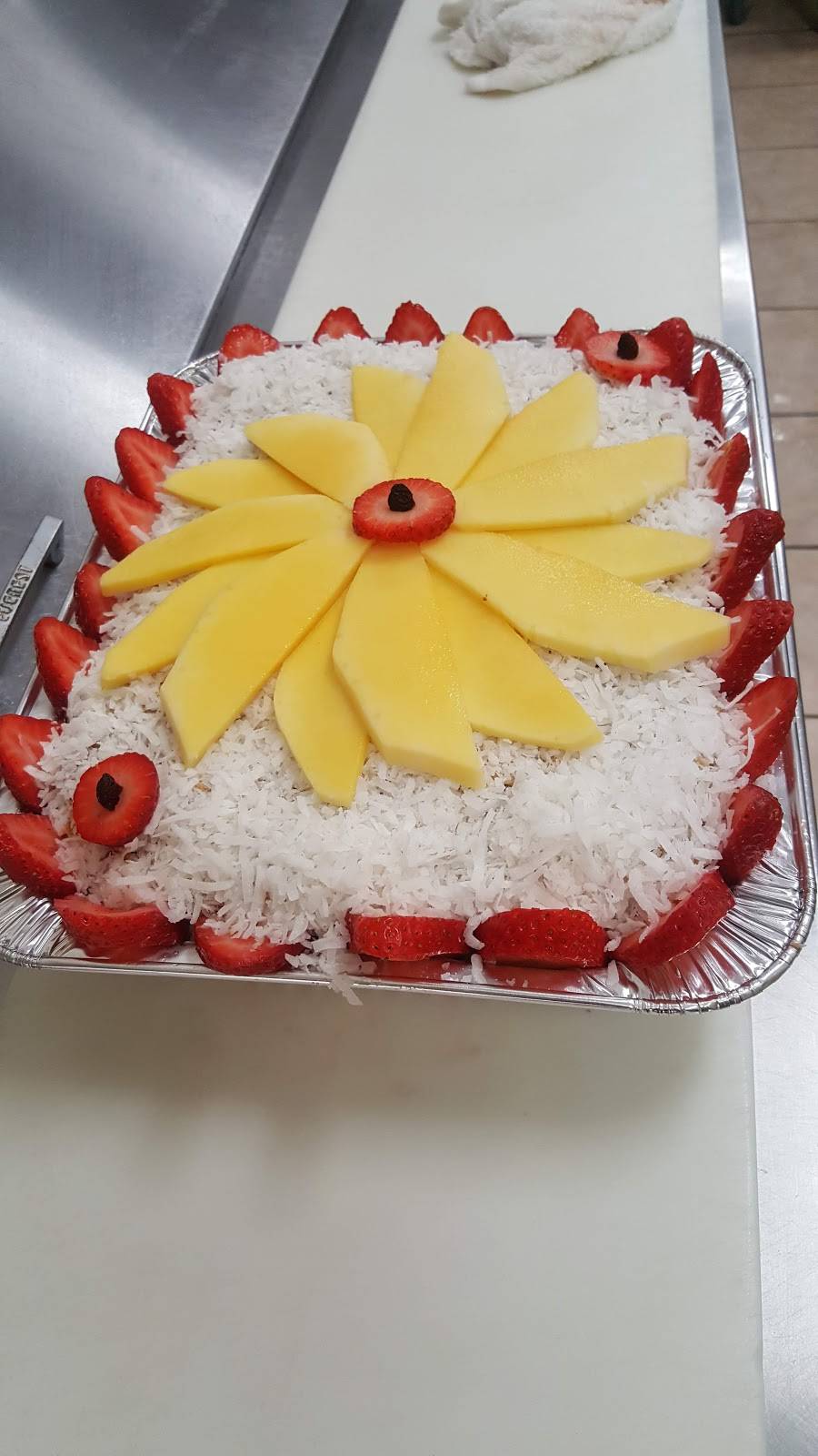 Jugos Naturales | restaurant | 7924 State St, Huntington Park, CA 90255, USA | 3235851626 OR +1 323-585-1626