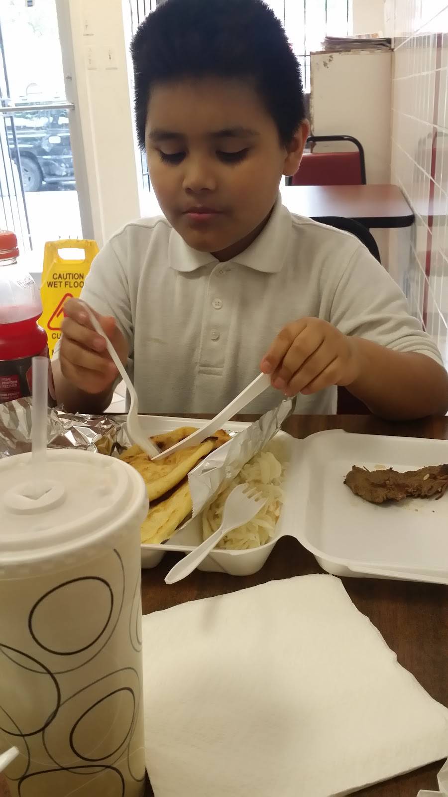 Pupuceria Maria | restaurant | 3915 14th St NW, Washington, DC 20011, USA | 2022913400 OR +1 202-291-3400