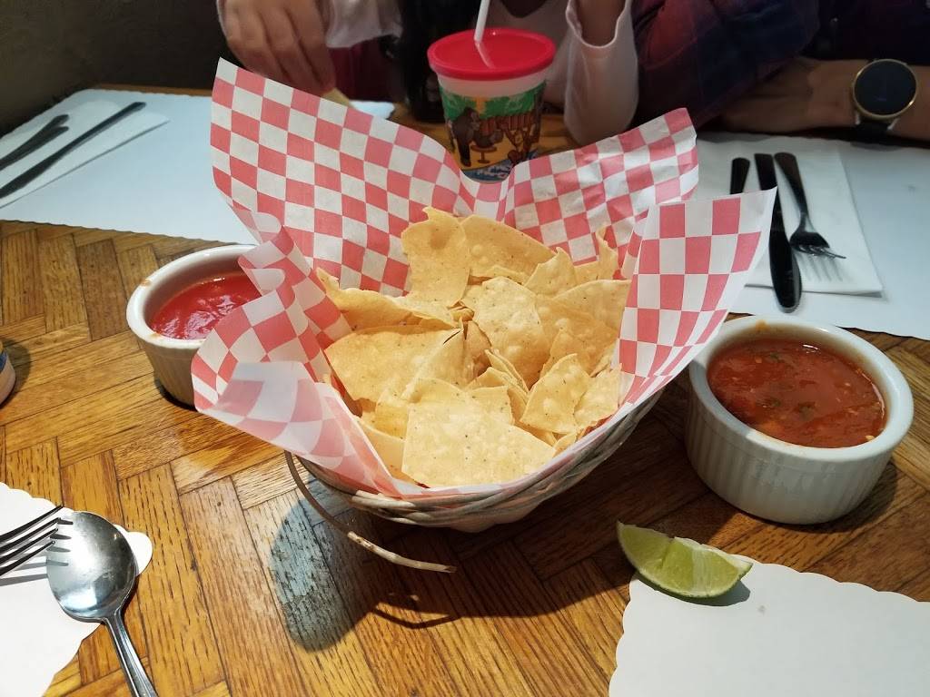 Barragans | restaurant | 730 N Victory Blvd, Burbank, CA 91502, USA | 8188482325 OR +1 818-848-2325