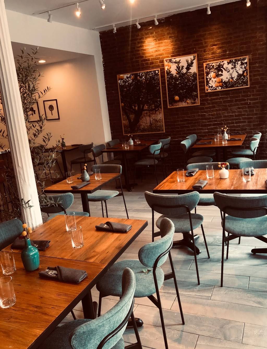 Qanoon Restaurant | restaurant | 180 9th Ave, New York, NY 10011, USA | 6468439711 OR +1 646-843-9711