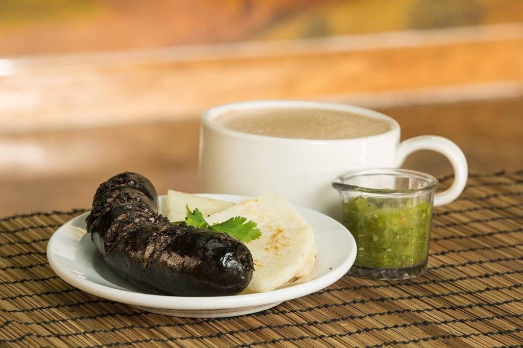 Pizza y Pan Pa Ya | bakery | 1313, 3125 W Montrose Ave, Chicago, IL 60618, USA | 7734632617 OR +1 773-463-2617