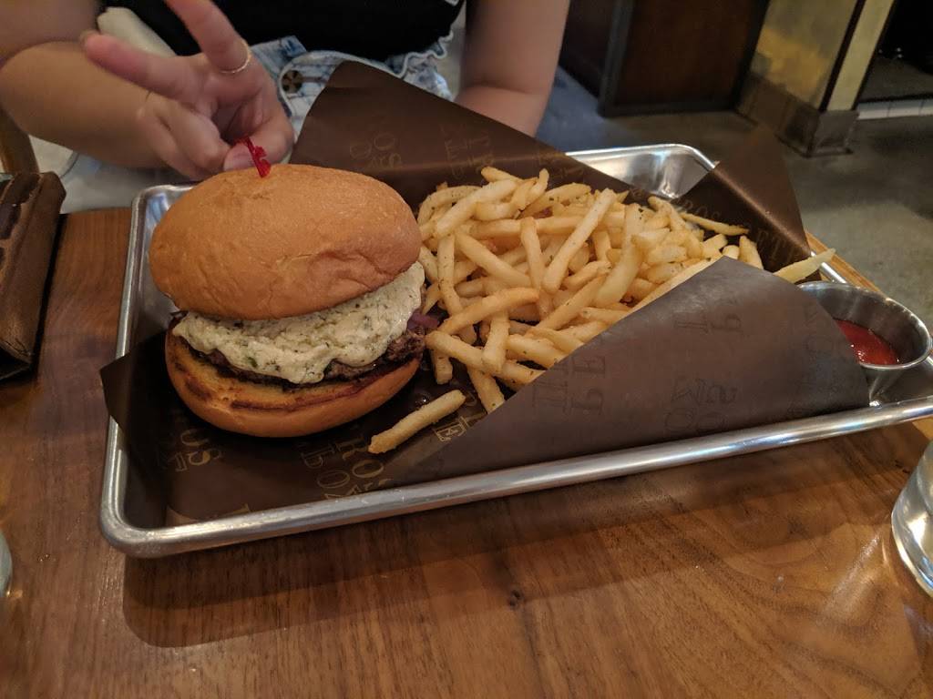 ES Chophouse | restaurant | 131 W Grand Ave, El Segundo, CA 90245, USA | 3103226200 OR +1 310-322-6200