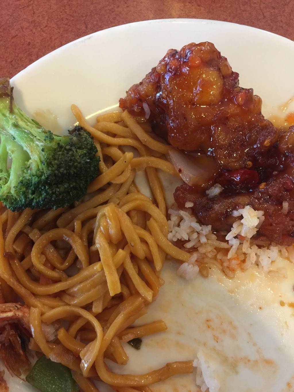 New L & D Chinese Buffet | restaurant | 256 W Henderson Ave, Porterville, CA 93257, USA | 5597930885 OR +1 559-793-0885