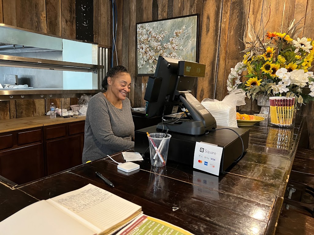 Fidelias Heavenly Delicious | restaurant | 5356 Hickory Hollow Pkwy, Antioch, TN 37013, USA | 6157554468 OR +1 615-755-4468