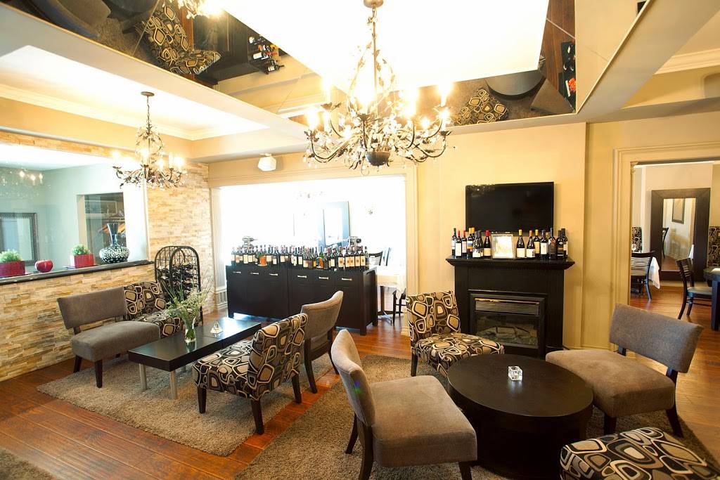 Grappa Restaurant | restaurant | 690 The Queensway, Etobicoke, ON M8Y 1K9, Canada | 4165353337 OR +1 416-535-3337