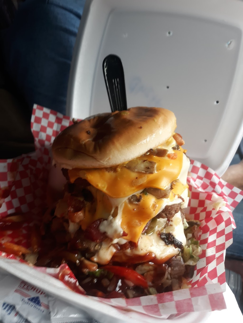 Lighthouse Drive-In | restaurant | 7176 US-71, Wickes, AR 71973, USA | 8703852313 OR +1 870-385-2313