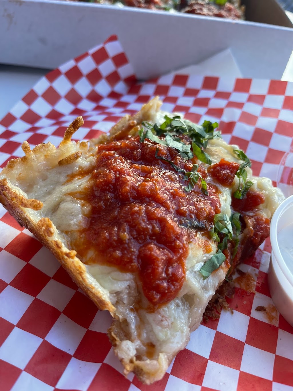 TNT Pizza | restaurant | 550 14th St #116, San Diego, CA 92101, USA | 6199156312 OR +1 619-915-6312