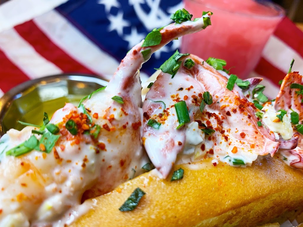 YO! Lobster | restaurant | 33B Highland Park Village, Dallas, TX 75205, USA | 2145594245 OR +1 214-559-4245