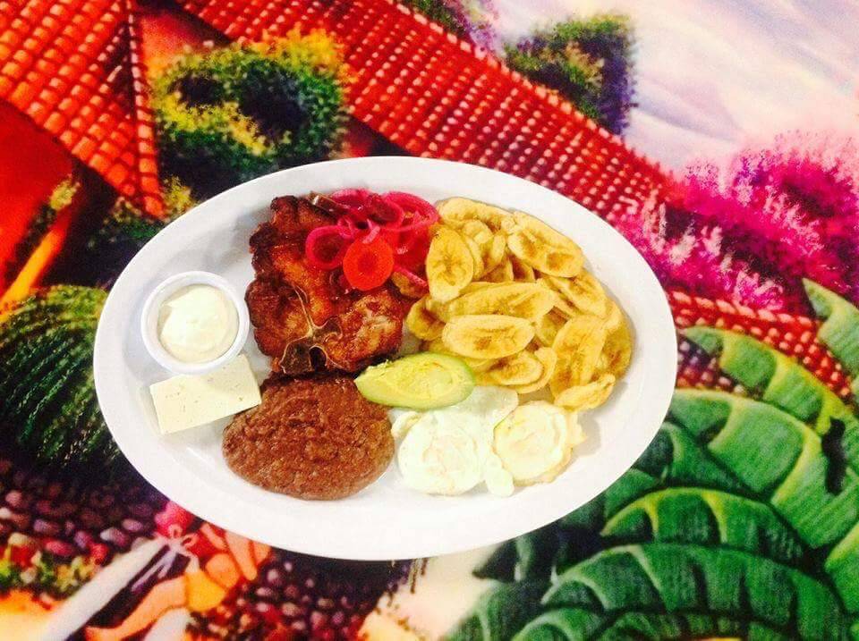 El Catrachito Restaurant | restaurant | 7639 Dashwood Dr, Houston, TX 77036, USA | 7137740856 OR +1 713-774-0856