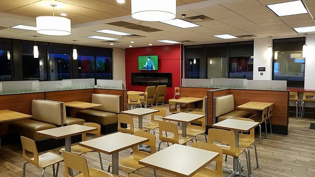Wendys | restaurant | 14565 W 64th Ave, Arvada, CO 80004, USA | 3034564610 OR +1 303-456-4610