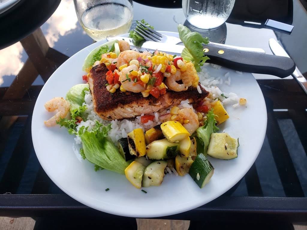 Urban Element Farm Fresh Eatery & Pub | restaurant | 235 Lewiston Rd, Topsham, ME 04086, USA | 2074064891 OR +1 207-406-4891