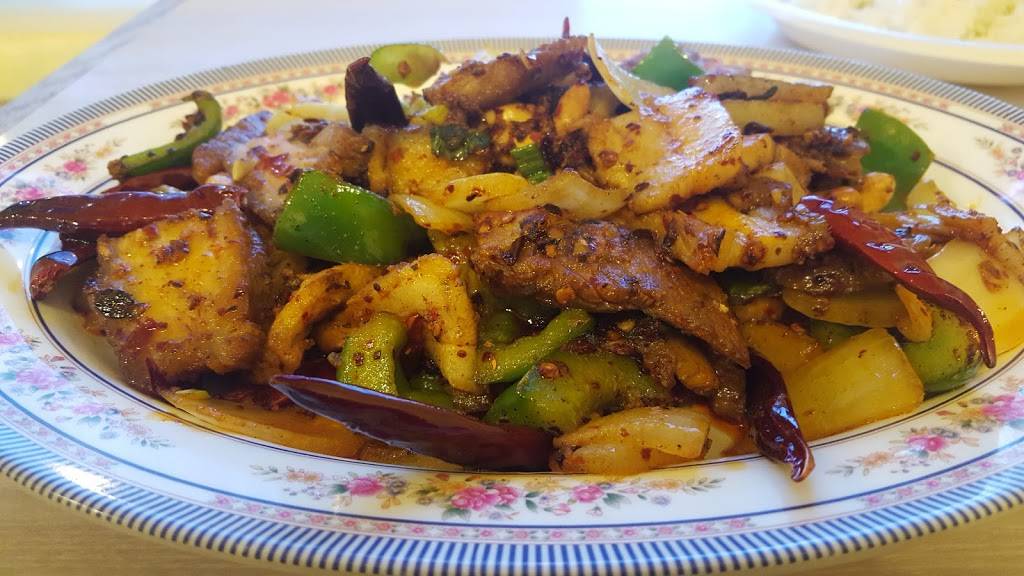 Lucky Express | restaurant | 307 E 3rd St, Bloomington, IN 47401, USA | 8123335262 OR +1 812-333-5262