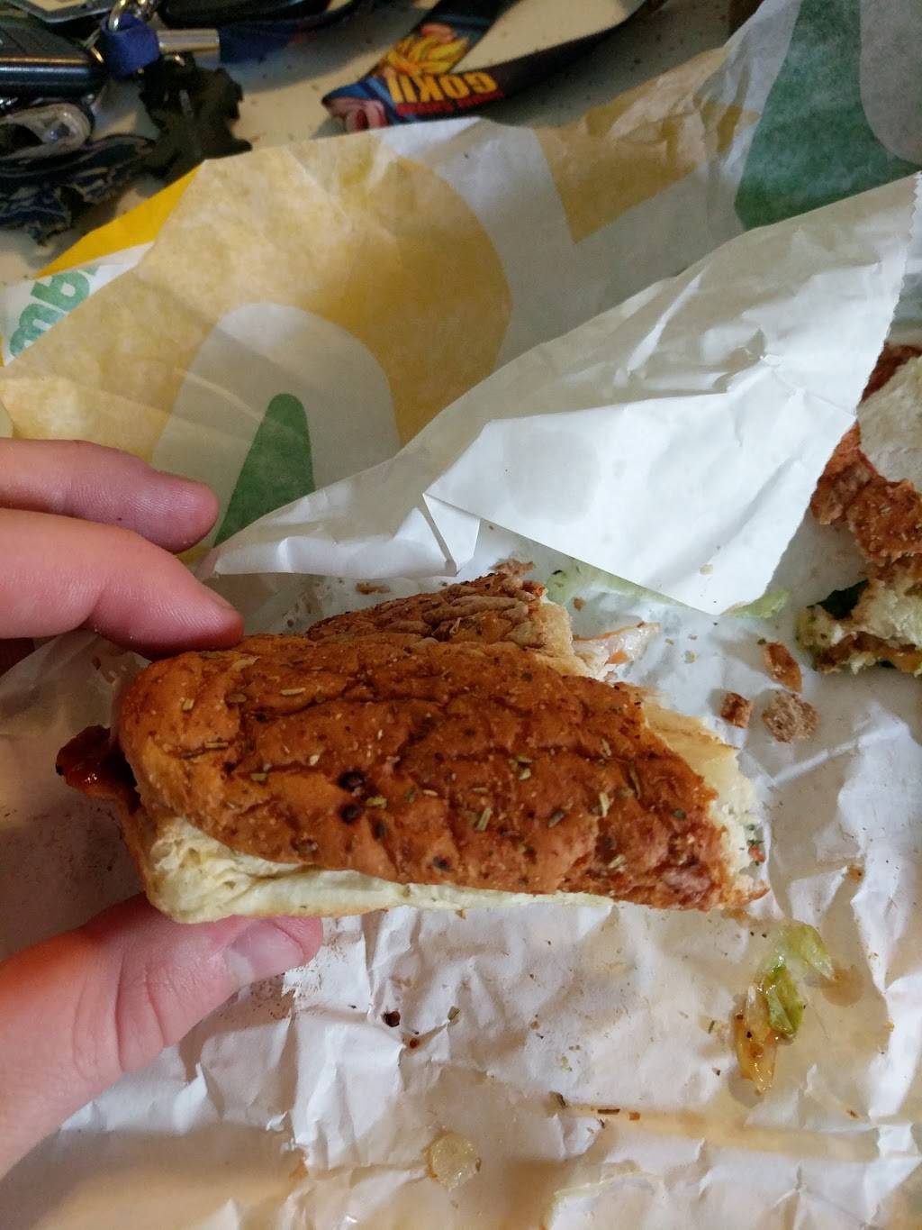 Subway | restaurant | 1170 B W Main St, Whitewater, WI 53190, USA | 2624737827 OR +1 262-473-7827