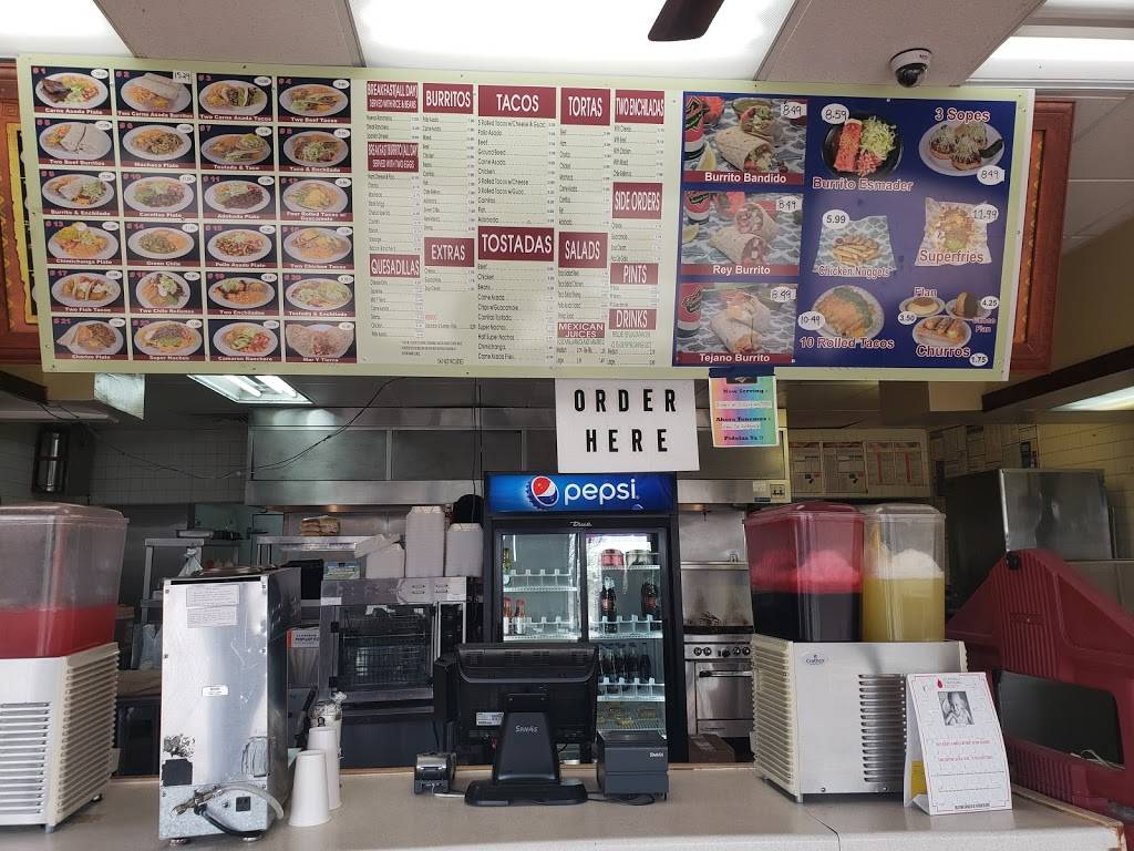 Federicos Mexican Food | restaurant | 5555 Zuni Rd SE, Albuquerque, NM 87108, USA | 5052551094 OR +1 505-255-1094
