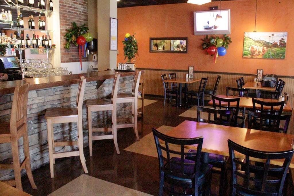 Los Paisas Restaurant | restaurant | 8318 Pineville-Matthews Rd #702, Charlotte, NC 28226, USA | 7045425477 OR +1 704-542-5477