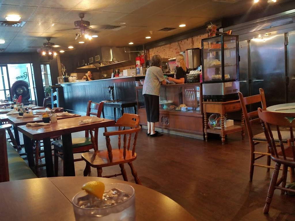 Texas Tea Room | restaurant | 100 E Sabine St, Carthage, TX 75633, USA | 9036938689 OR +1 903-693-8689