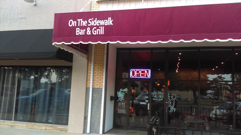 On the Sidewalk Bar & Grill | restaurant | 114 W Randolph Ave, Enid, OK 73701, USA | 5802343050 OR +1 580-234-3050