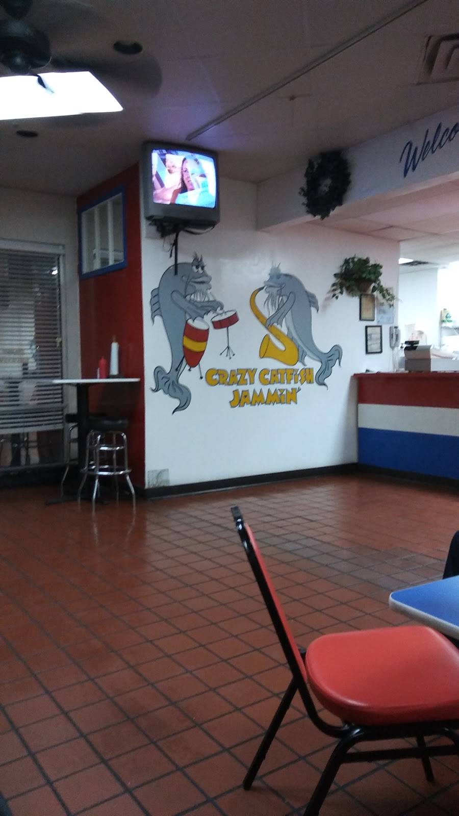 Crazy Catfish Restaurant | restaurant | 1410 W Buckingham Rd, Garland, TX 75042, USA | 9724872100 OR +1 972-487-2100