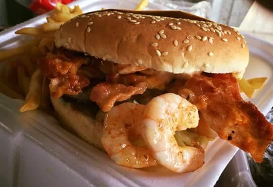 Monster Burger, Playas De Rosarito | restaurant | Emiliano Zapata 228, Predios Urbanos, Machado Sur, 22710 Rosarito, B.C., Mexico | 016611075307 OR +52 661 107 5307