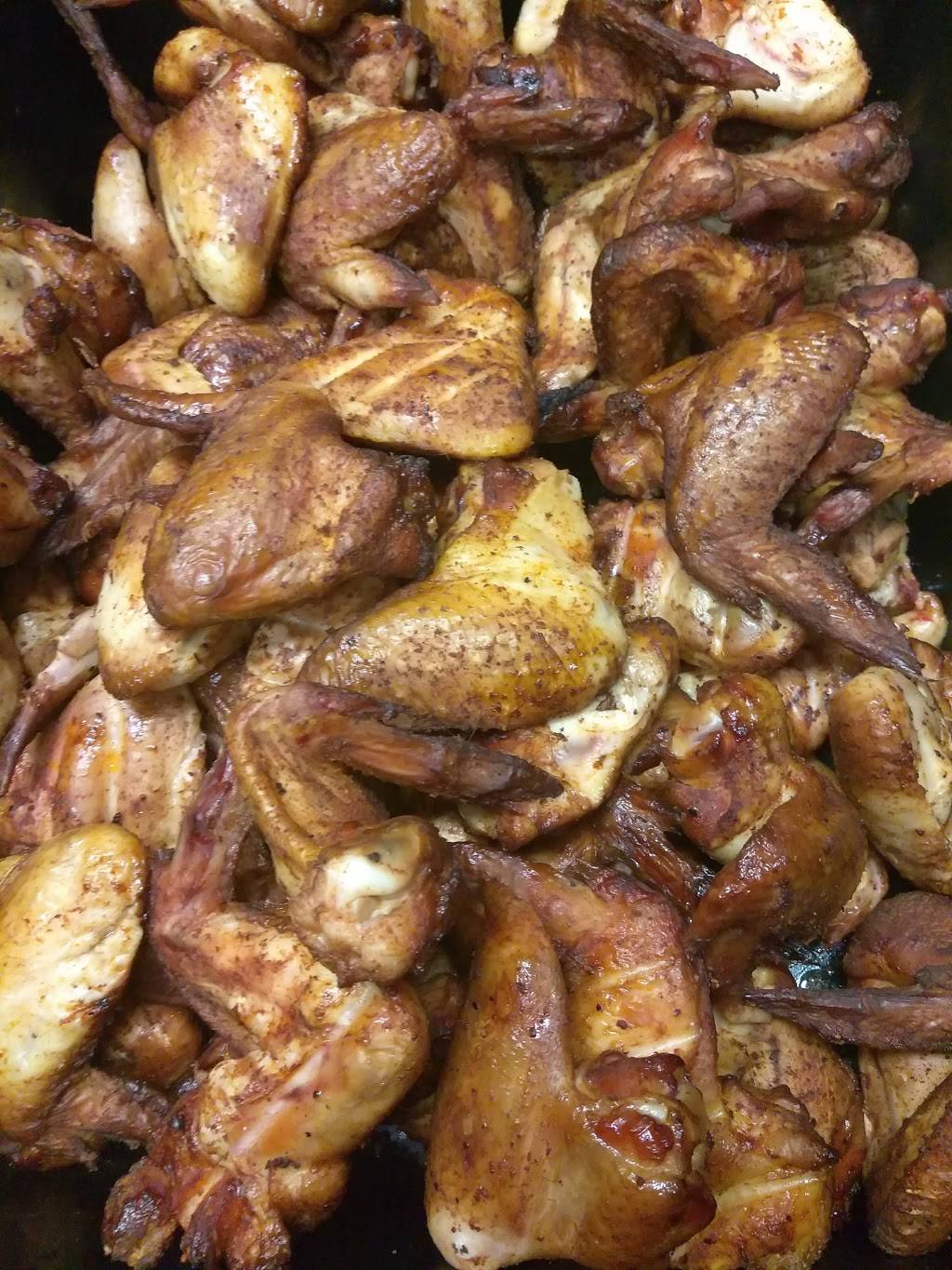 The County Line Saloon | restaurant | 13007 Chippewa Rd, Brecksville, OH 44141, USA | 4405269600 OR +1 440-526-9600