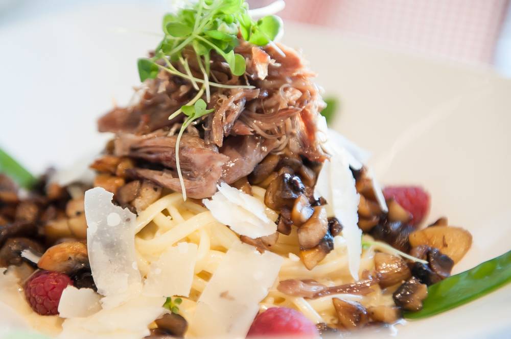 Bleu Citron | restaurant | 2713 Avenue Royale, Saint-Charles-de-Bellechasse, QC G0R 2T0, Canada | 4188871222 OR +1 418-887-1222