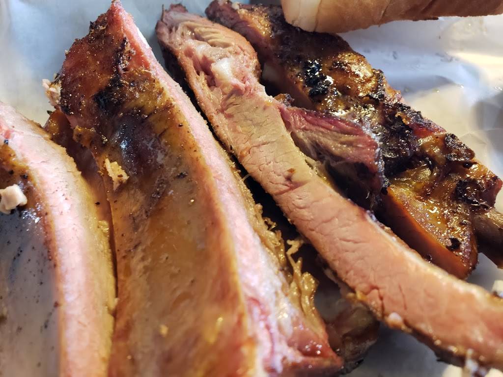 Treemendous BBQ & Catering | restaurant | 8927 Herlong Rd, Jacksonville, FL 32210, USA | 9043292888 OR +1 904-329-2888