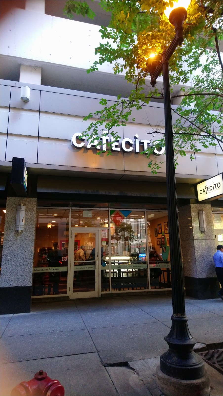 Cafecito | meal takeaway | 7 N Wells St, Chicago, IL 60606, USA | 3122634750 OR +1 312-263-4750