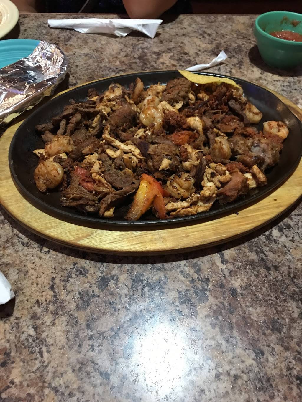 Vallartas Mexican Restaurant | restaurant | 104 Jackson St, Vidalia, GA 30474, USA | 9125381158 OR +1 912-538-1158